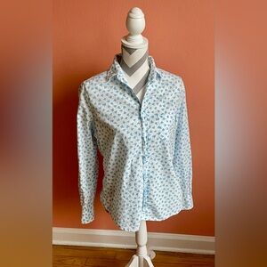 Frank & Eileen White and Blue Heart Pattern Shirt